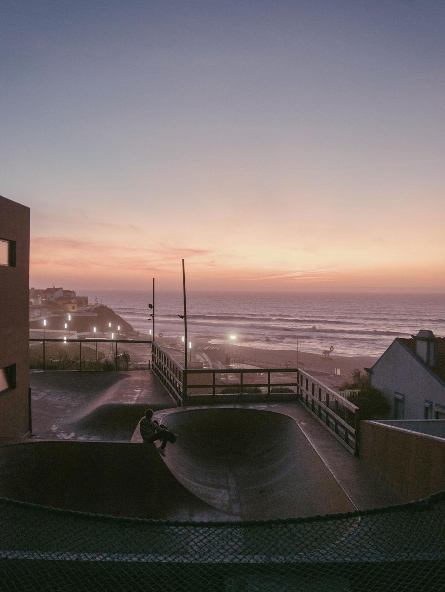 Noah Surf House Portugal Hotel ซานตาครูซ ภายนอก รูปภาพ