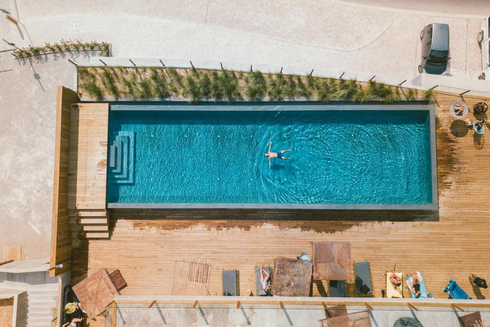 Noah Surf House Portugal Hotel ซานตาครูซ ภายนอก รูปภาพ